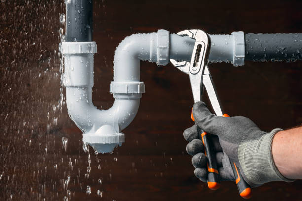 Professional Leak Detection technician working in Burlington, IN